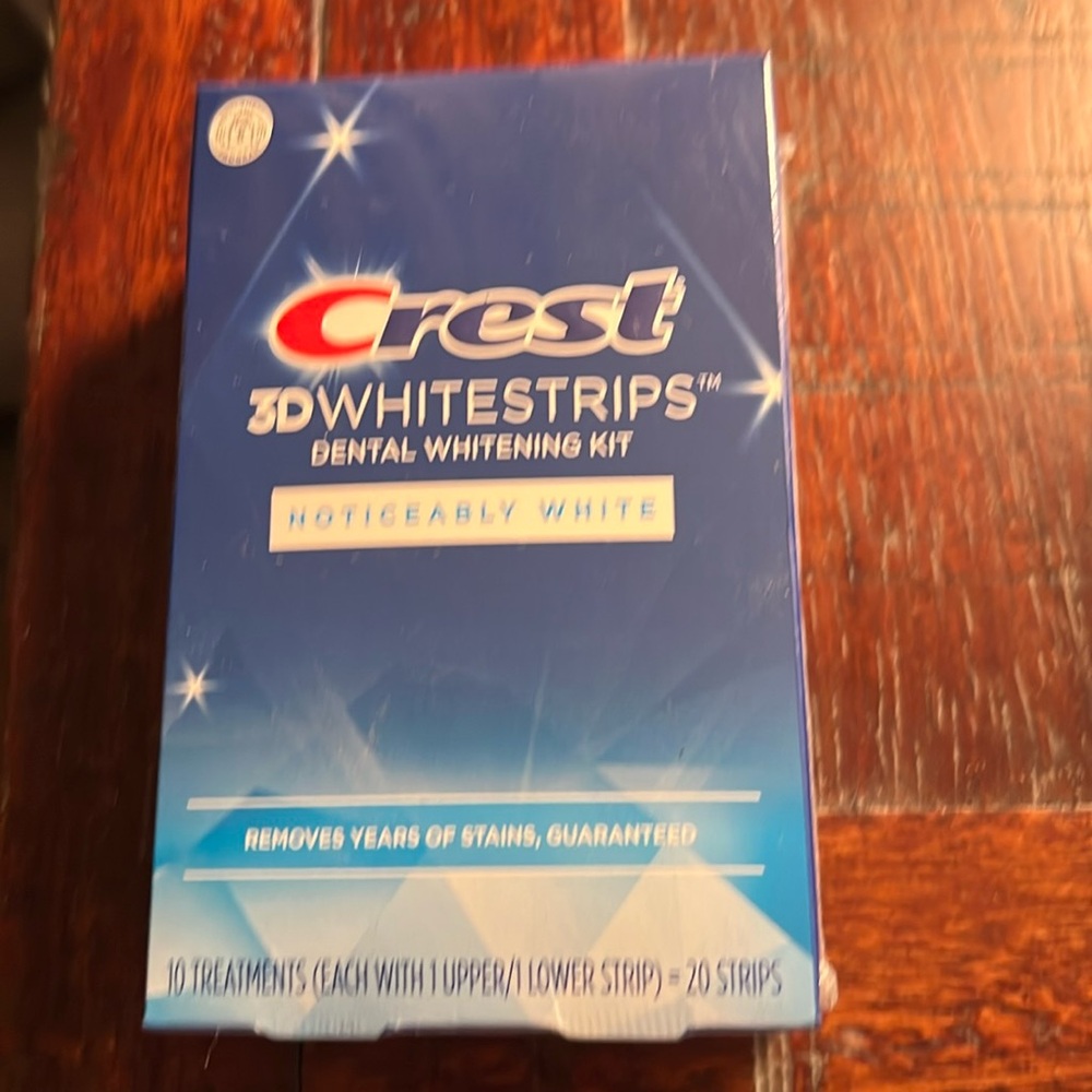 Crest 3D whitestrips NEW in sealed box
